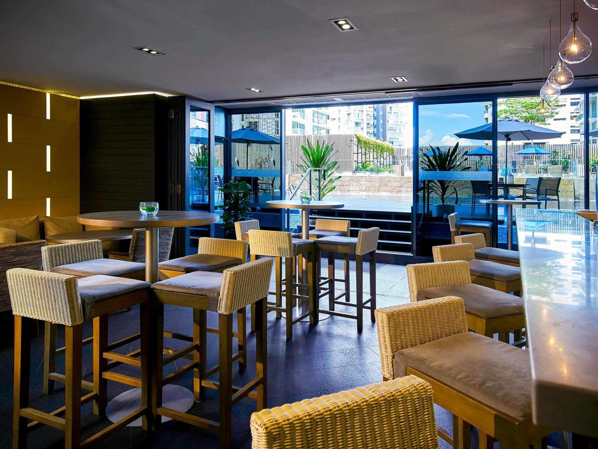 Grand Mercure Roxy Hotel Singapore