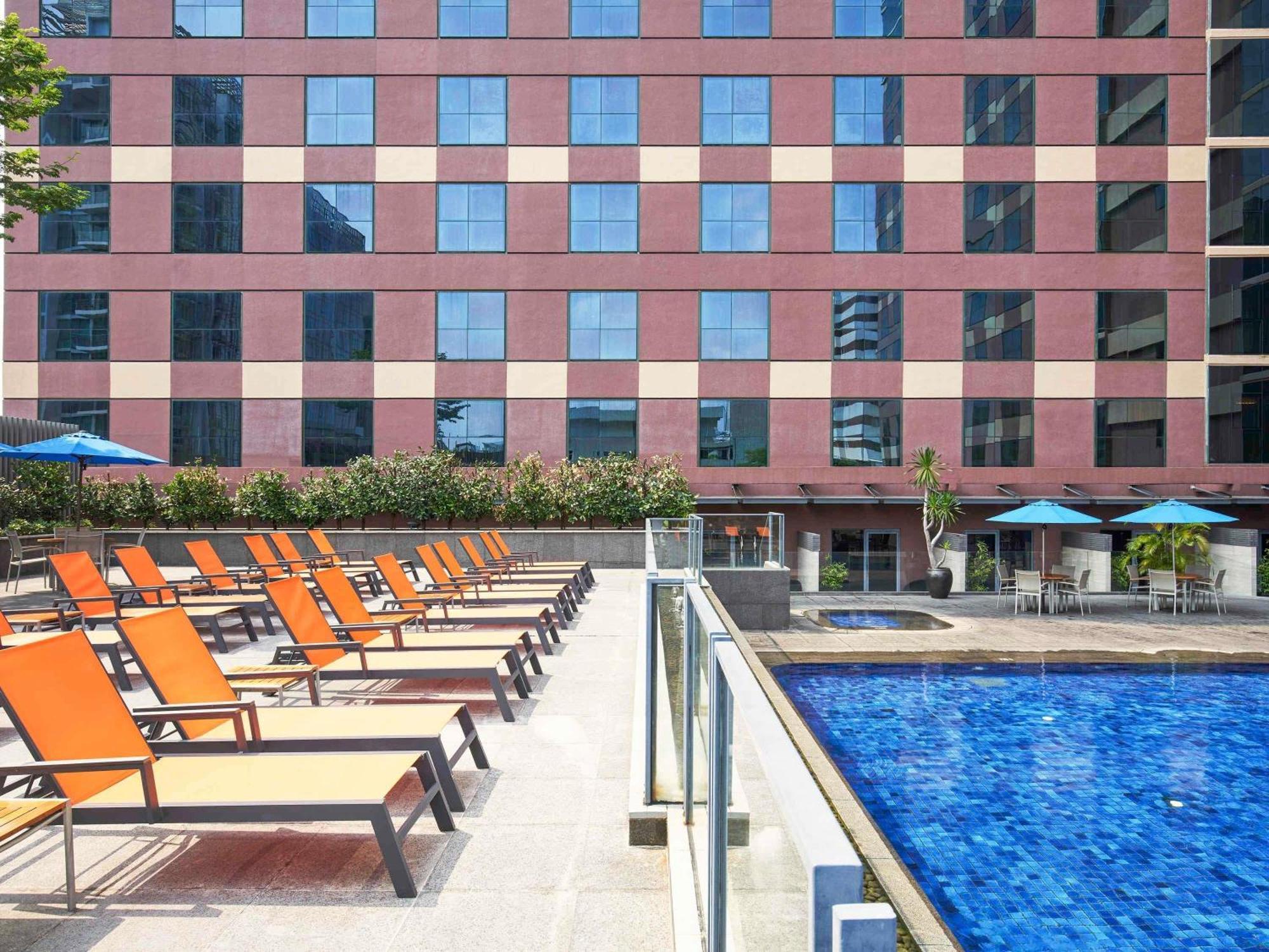 Hotel Grand Mercure Roxy Singapore